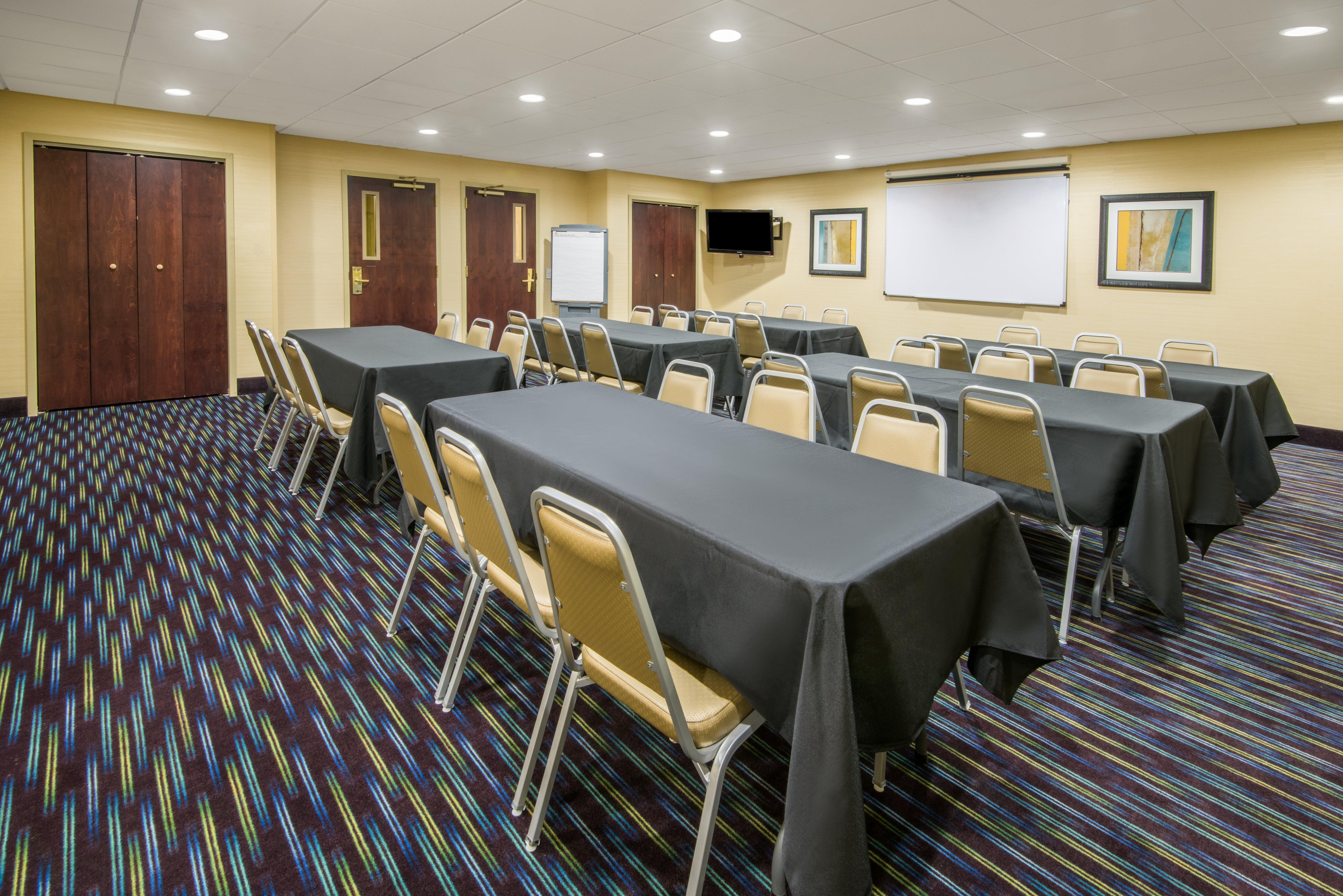 Holiday Inn Express Hotel & Suites Ashland By Ihg Esterno foto