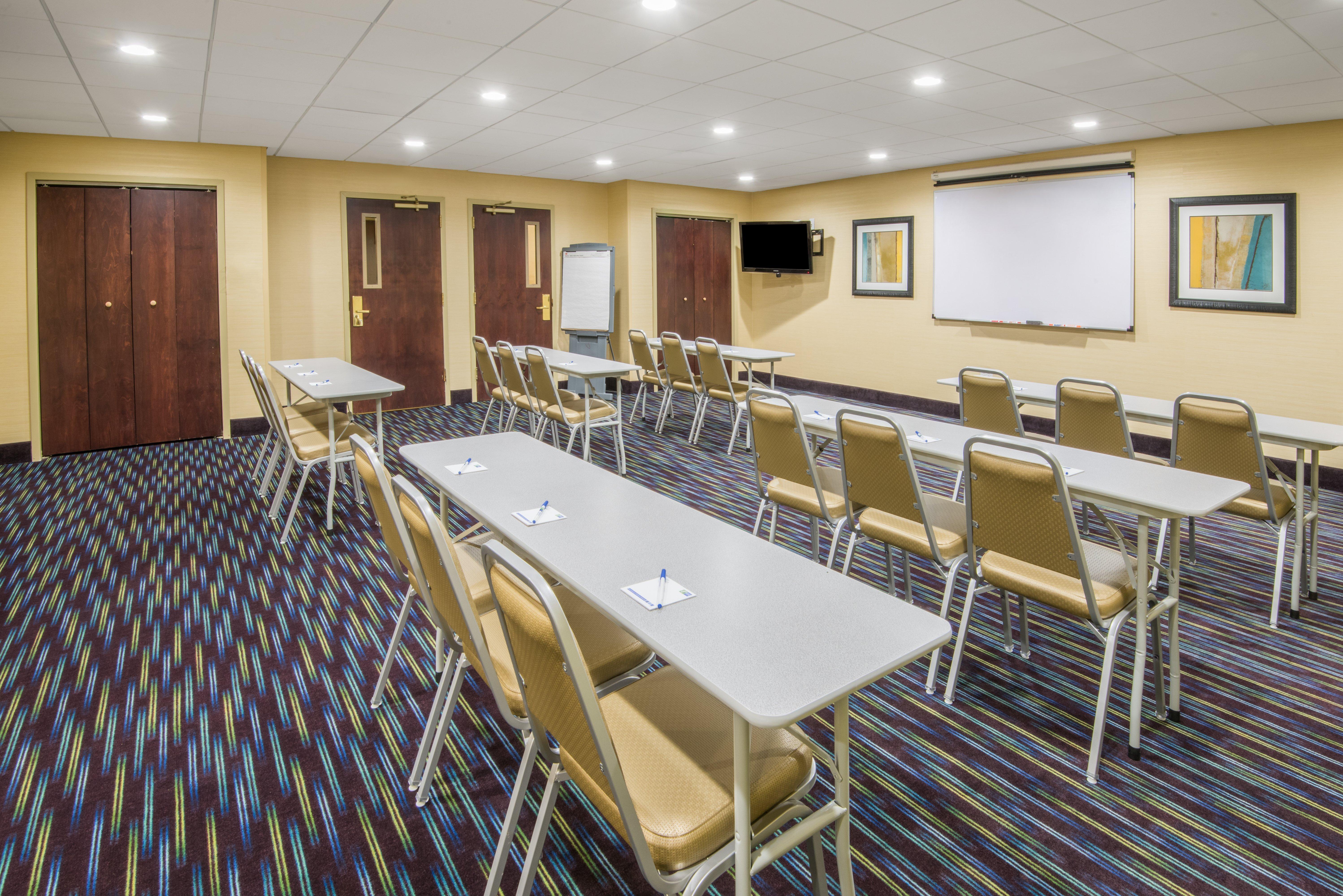 Holiday Inn Express Hotel & Suites Ashland By Ihg Esterno foto