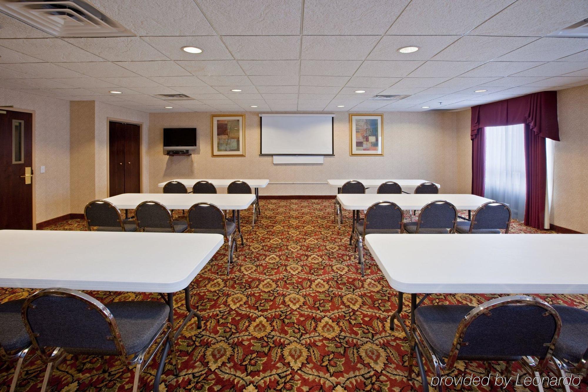 Holiday Inn Express Hotel & Suites Ashland By Ihg Servizi foto
