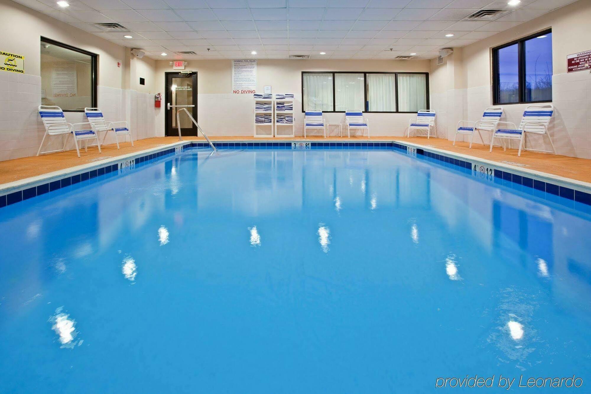 Holiday Inn Express Hotel & Suites Ashland By Ihg Servizi foto